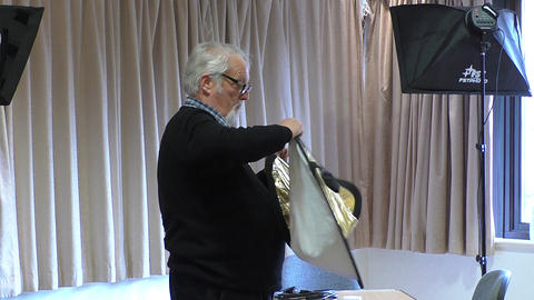 08 The reflector challenge Tony Grant has a go